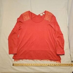 Chico's Women’s Size 3(XL/16) Long Sleeved Top Coral w/Lace Detail V-neck & Back